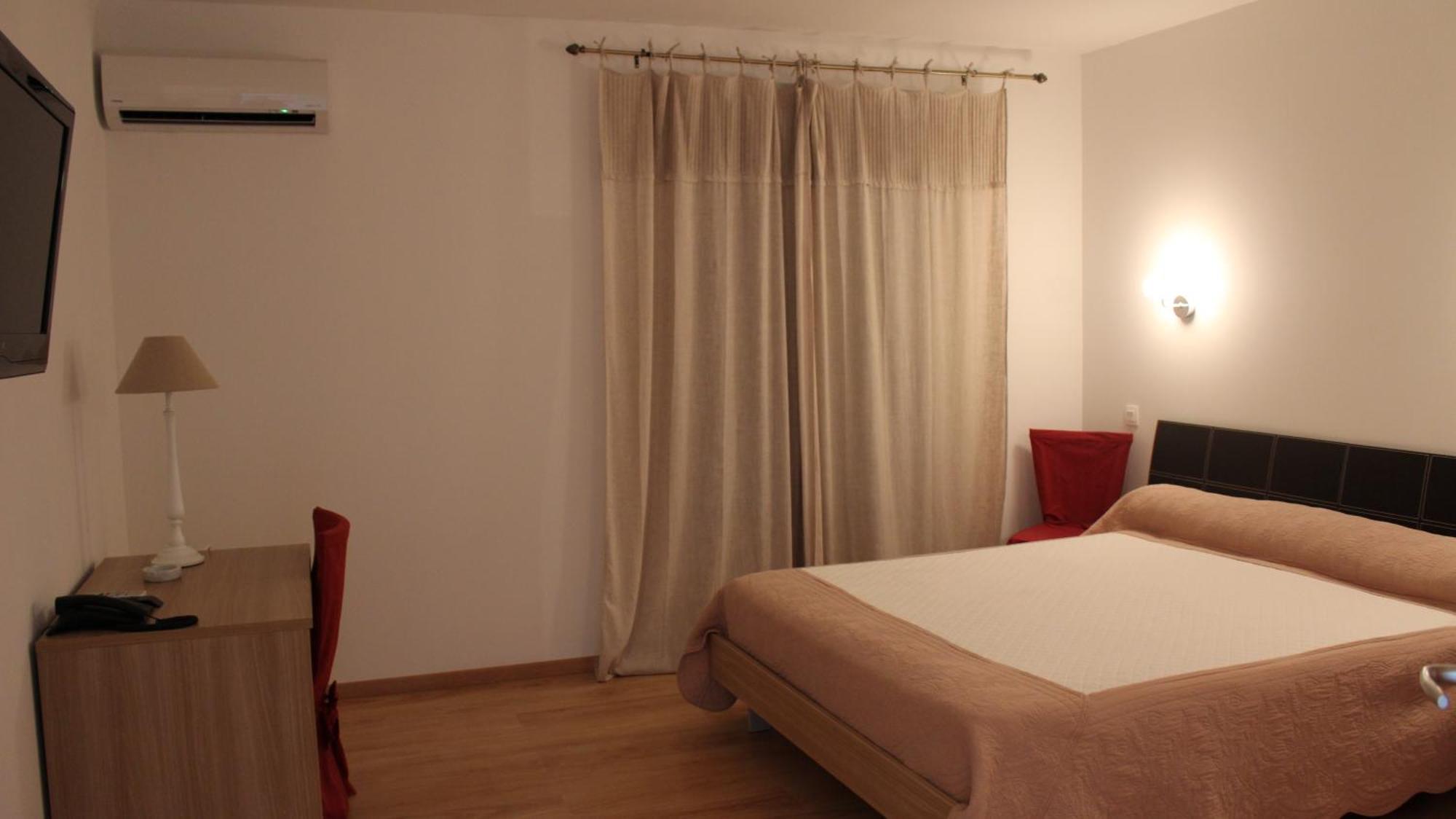 Castellu Hotel ลูเชียนา ห้อง รูปภาพ