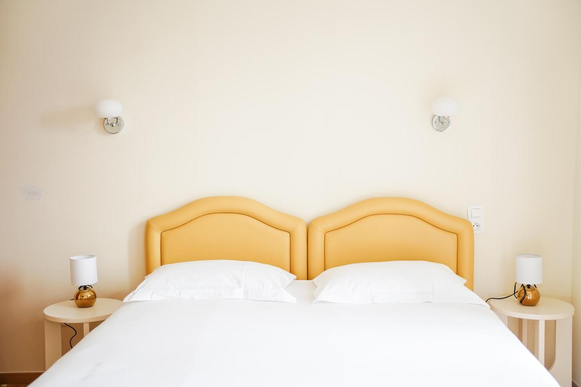 Castellu Hotel ลูเชียนา ภายนอก รูปภาพ