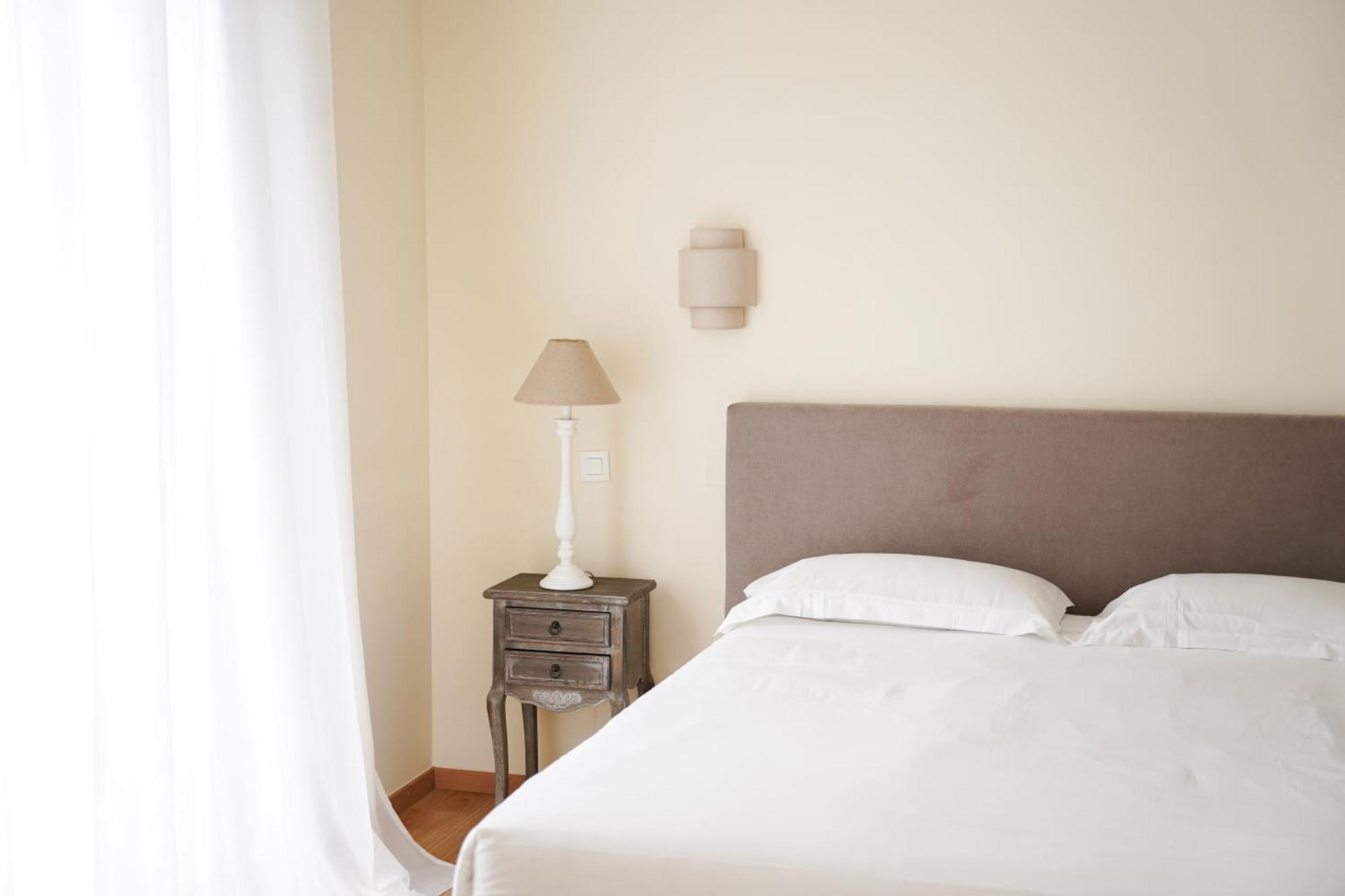 Castellu Hotel ลูเชียนา ภายนอก รูปภาพ
