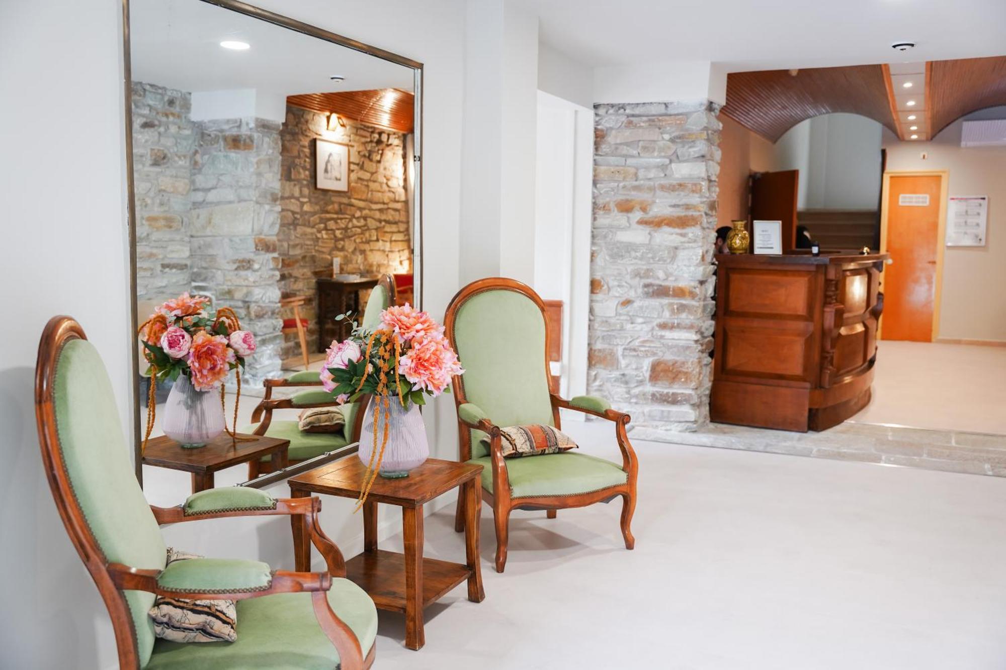 Castellu Hotel ลูเชียนา ภายนอก รูปภาพ