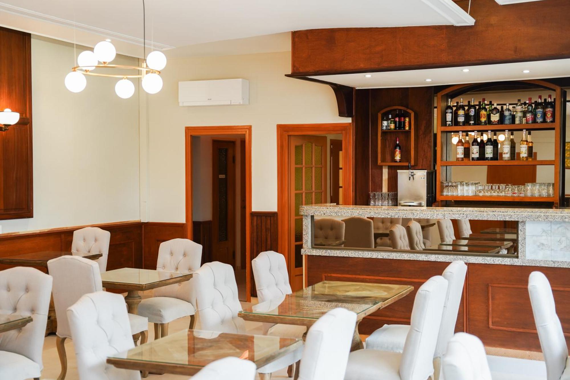 Castellu Hotel ลูเชียนา ภายนอก รูปภาพ